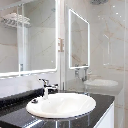 Luxury Sabi Con Garaje.